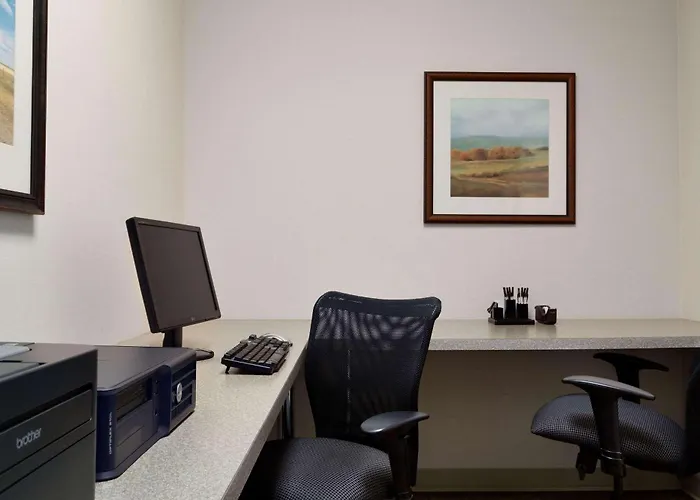 Country Inn & Suites By Radisson, Calgary-Northeast