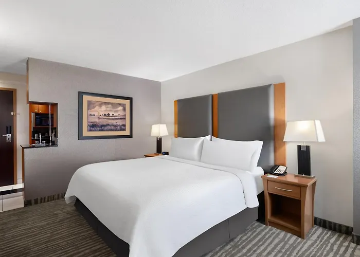 Holiday Inn Calgary Airport By Ihg