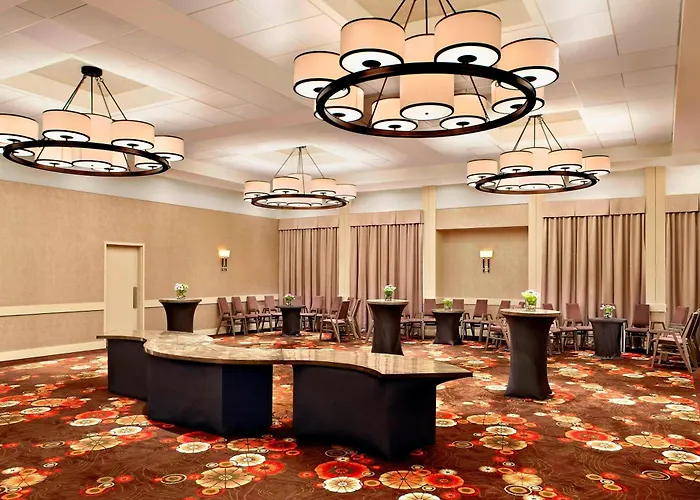 Sheraton Cavalier Calgary Hotel
