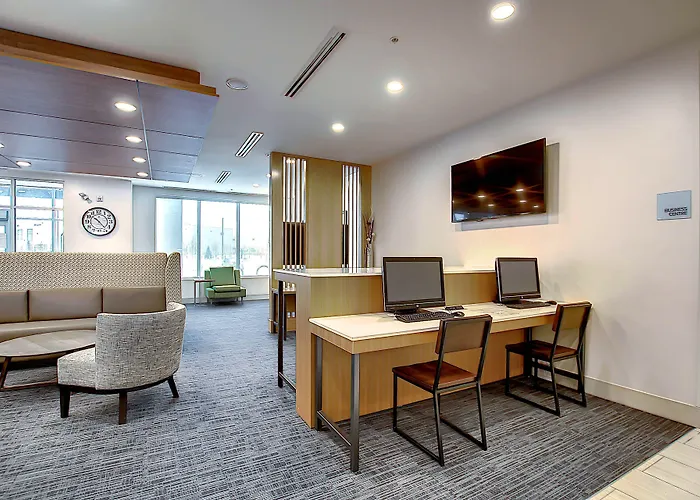 Holiday Inn Express & Suites - Calgary Airport Trail Ne By Ihg